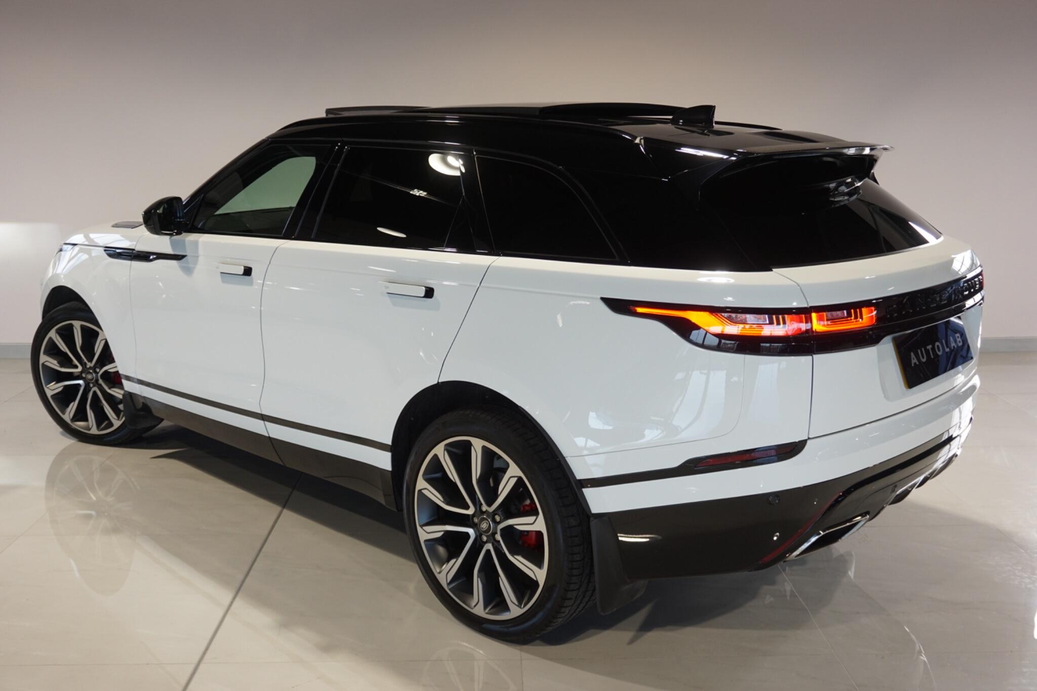 Land Rover Range Rover Velar 3.0 D300 MHEV R-Dynamic SE SUV 5dr Diesel Auto 4WD Euro 6 (s/s) (300 ps)
